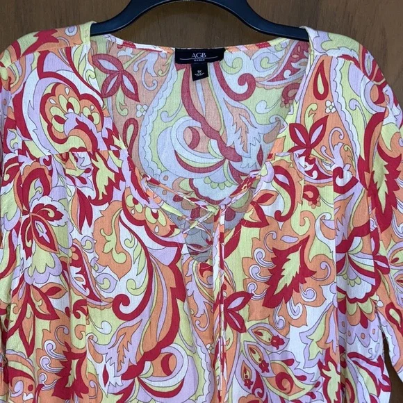 RelistAGB colorful abstract floral blouse lace up w tassel detail at neckline 1X - Picture 3 of 16